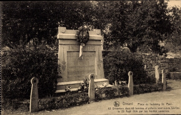 Ak Dinant Wallonië Namen, monument, krans, gedenkplaat, tekst in het Frans, stad Dinant