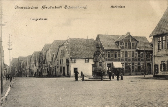 Postcard Obernkirchen in the district of Schaumburg, market square, Langestraße, monument