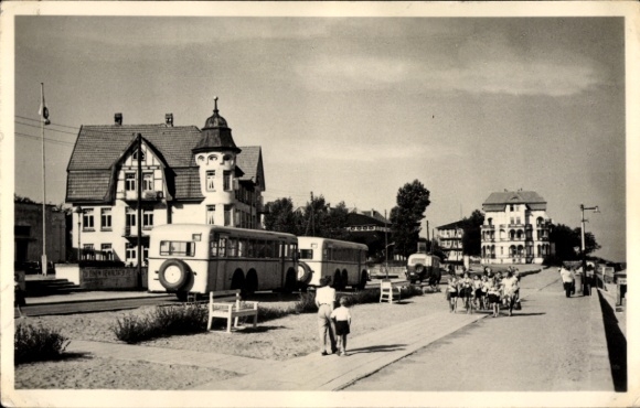 Ak Ostseebad Kühlungsborn, Promenade, Busse