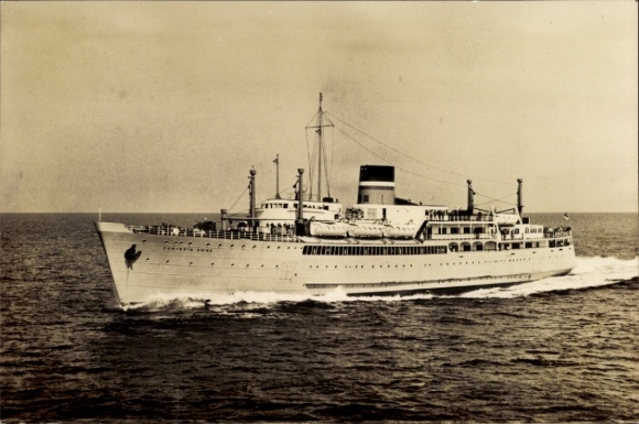 Postcard Ship Koningin Emma and Prinses Beatrix, Zeeland Steamship Company