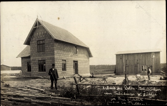 Photo Postcard Bad Oldesloe in Holstein, house built from concrete steel blocks by Fabr. W. Lüthje