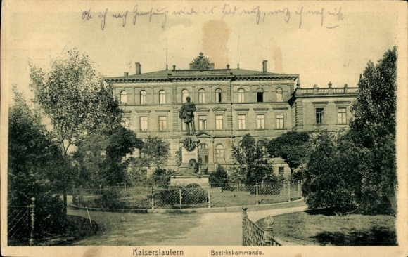 PC Kaiserslautern in the Palatinate, Imperial Building, Statue, Park, Lettering "District Command"
