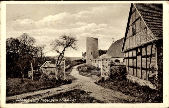 Postcard Rabenstein Ravens in Fläming, entrance to Rabenstein Castle, tower