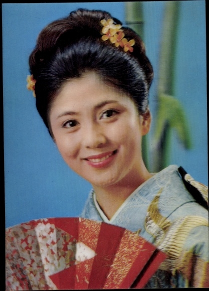 3 D Postcard Winky Girl, Winking Asian with a fan