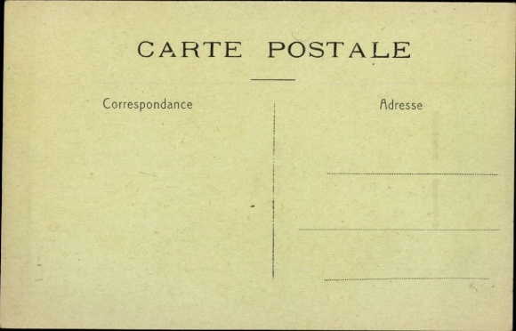 Postcard African warriors armed with spears and shields