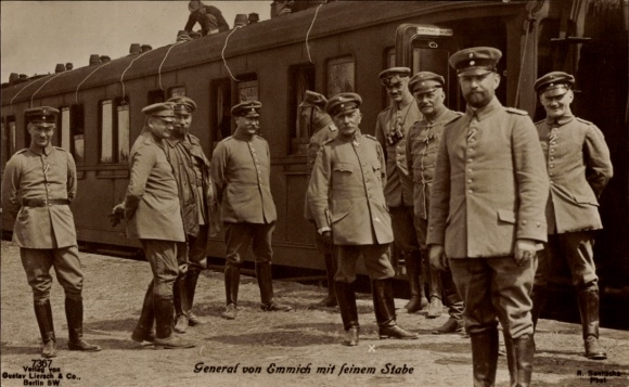 Postcard General von Emmich with his staff