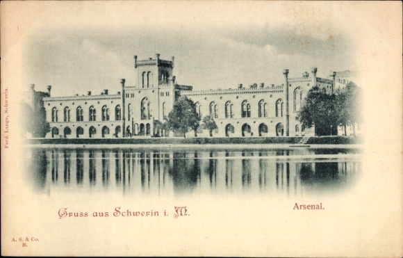 Ak Schwerin in Mecklenburg, Arsenal