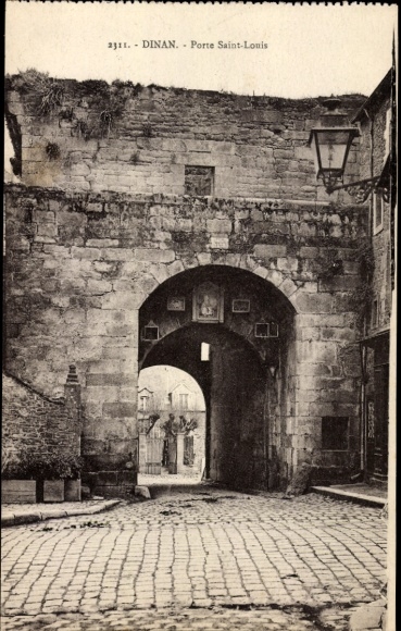KP Dinan Côtes-d'Armor, Porte Saint-Louis, stare mury miejskie, bruk, architektura