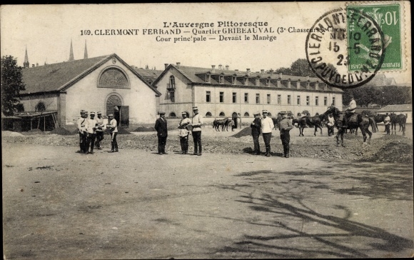 Postcard Clermont Ferrand Puy de Dôme, Gribeauval district, 3 horse hunters
