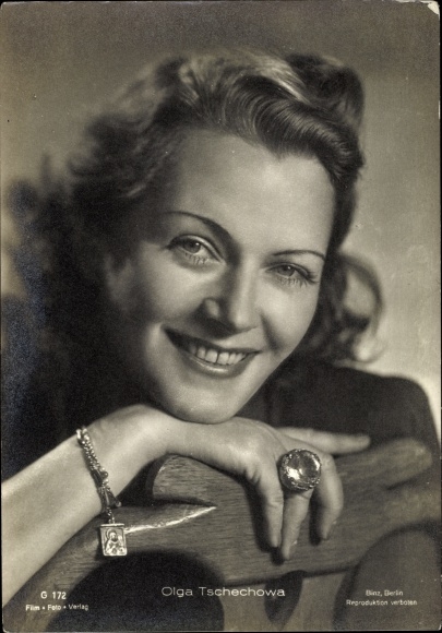 Postcard actress Olga Tschechowa, photo Binz G 172, portrait