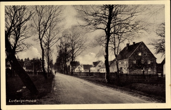 Postcard Ludwigsmoos Königsmoos in Upper Bavaria, street section in town