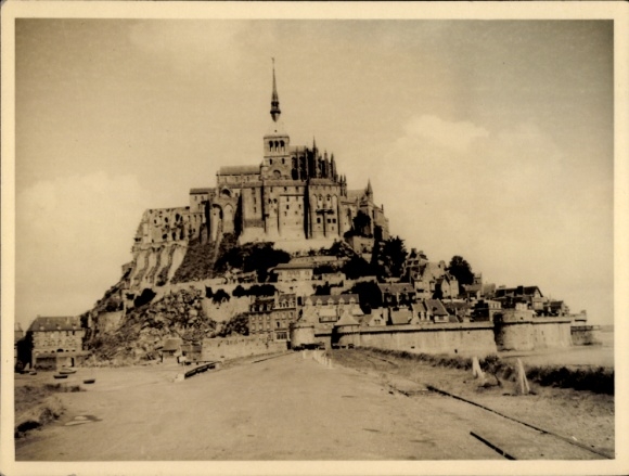 Photo Le Mont Saint Michel Manche, total view, II WW