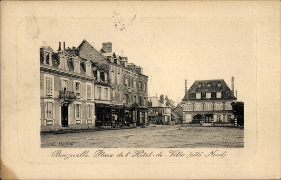 PC Beuzeville Eure, Place de l'Hôtel-de-Ville, north side, building