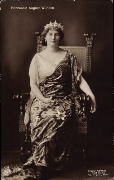 Ak Alexandra Viktoria von Schleswig-Holstein-Sonderburg-Glücksburg, Portrait, Diadem