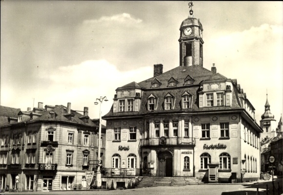 Postcard Schwarzenberg in the Ore Mountains Saxony, town hall with clock tower, architecture, restaurant,