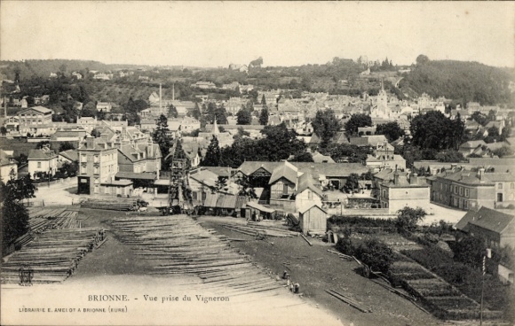 Postcard Brionne Eure, Vue prize du Vigneron