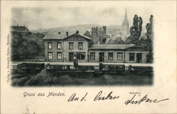 Ansichtkaart Menden im Sauerland, treinstation spoorzijde