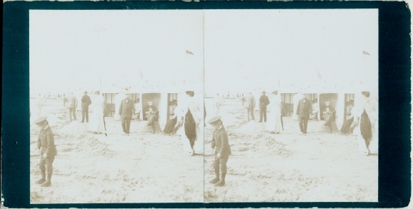 Stereo photo North Sea resort Borkum in East Frisia, beach life
