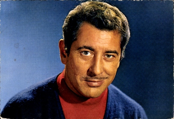 Postcard Miguel Amador, autograph