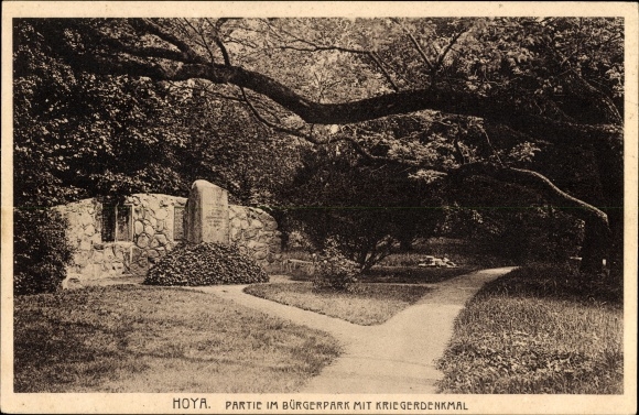 Postcard Hoya in Lower Saxony, community park, war memorial