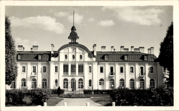 KP Narva Jõesuu Hungerburg Estonia, Kurhaus