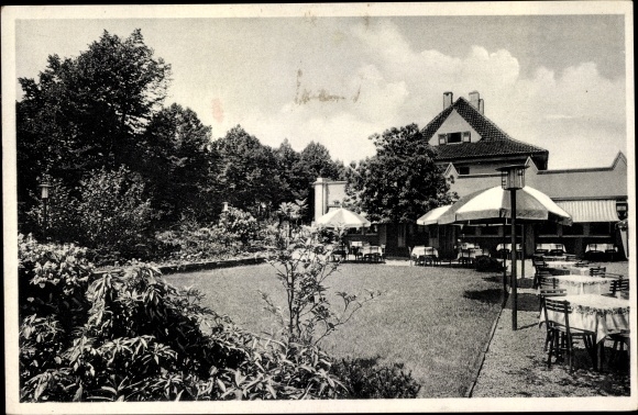 PC Meerbusch in the Rheinkreis Neuss, Meererbusch house, garden