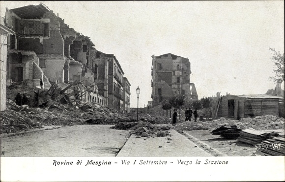 Ak Messina Sicilië, aardbeving, puin, verwoeste huizen