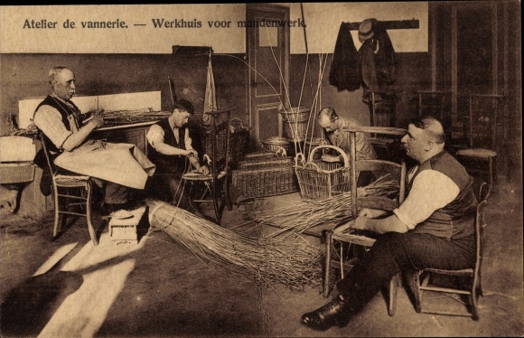 Postcard craftsmen in the workshop, basket maker, tables, chairs, baskets