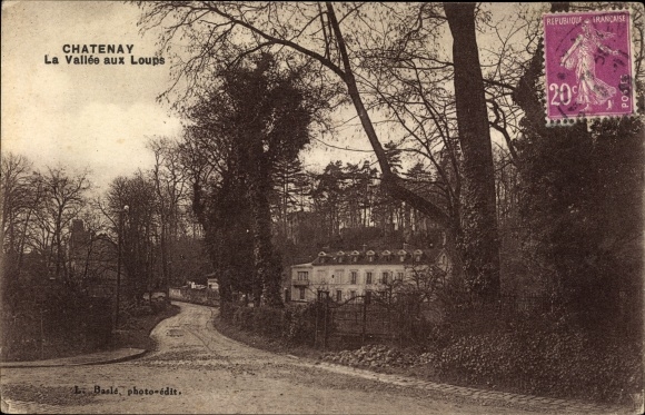 Postcard Chatenay Hauts-de-Seine, Wolves Valley, route