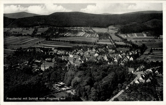 Postcard Freudental in Württemberg, aerial view of castle, surrounding landscape, clouds