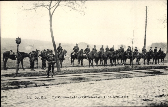 Postcard Rueil Hauts-de-Seine, The Colonel and the Officers of the 16th Artillery