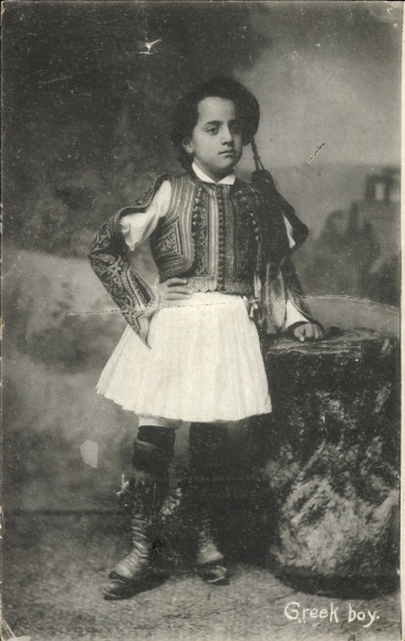 Picture Greece, boy in traditional costume