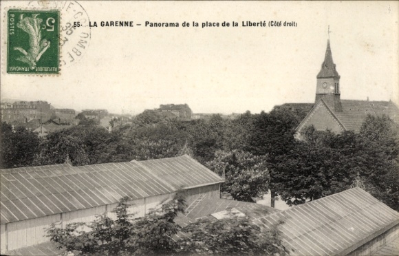 Postcard La Garenne Colombes Hauts de Seine, Panorama de la place de la Liberté (Côté droit)