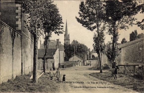 CPA Mourmelon-le-Grand-Marne, Rue de la Église