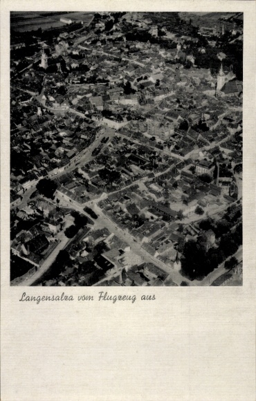 Ak Bad Langensalza im Thüringer Becken, Fliegeraufnahme der Stadt
