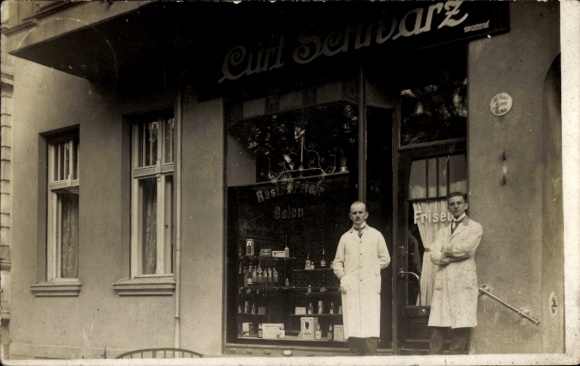 Foto Ak Berlin Prenzlauer Berg, Friseursalon Curt Schwarz, Arkonastraße 2