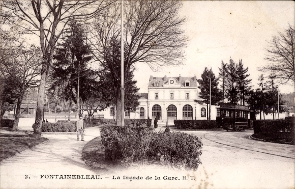PC Fontainebleau Seine et Marne, La Gare