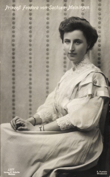 Postcard Princess Feodora of Saxe Meiningen, portrait