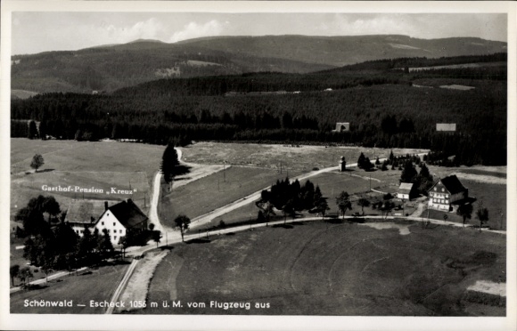Ak Schönwald im Schwarzwald, Fliegeraufnahme, Escheck