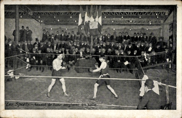 Postcard Sports, Assaut de Boxe anglaise en salle, boxers fighting, boxing ring