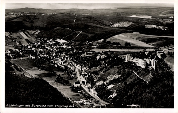 Ak Altleiningen in der Pfalz, Fliegeraufnahme