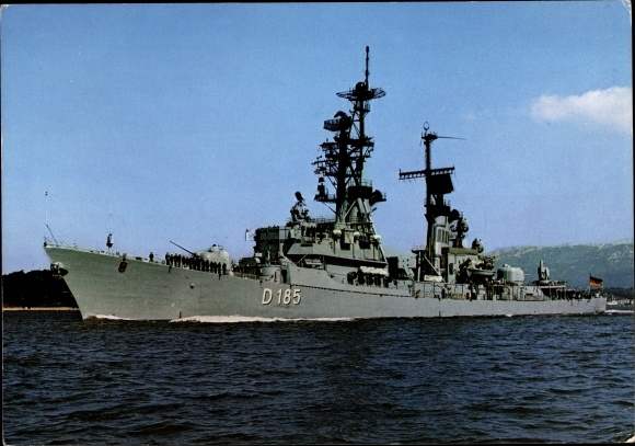 PC German warship, Lütjens, D 185, missile destroyer, German Navy