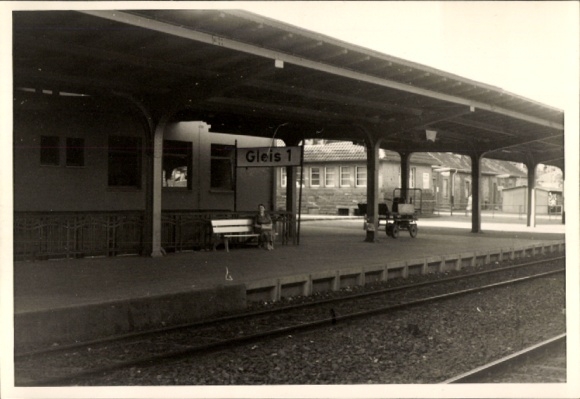Foto: Bad Kreuznach an der Nahe, treinstation, perron 1, aankomst Joachim Elle, 2 september 1961, 16:40