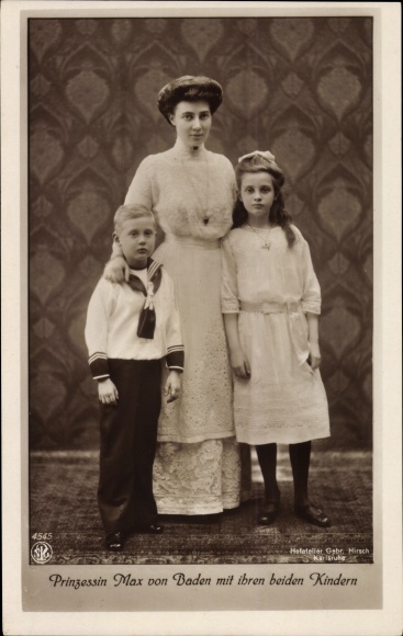 Postcard Princess Max von Baden with Berthold and Marie Alexandra, portrait