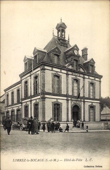 Ansichtkaart Lorrez le Bocage Seine et Marne, stadhuis, torenklok