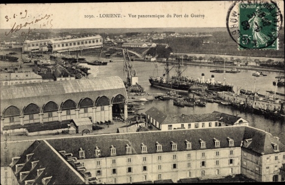 Postcard Lorient Morbihan, panoramic view of the port, ships, port facilities