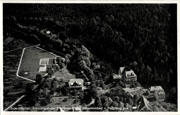 Ak Sulz am Neckar, Erholungsheim Pfisterwald und Schwimmbad, Fliegeraufnahme