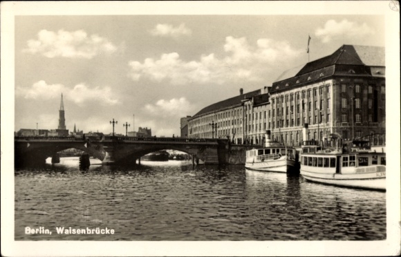 PC Berlin Mitte, Waisenbrücke