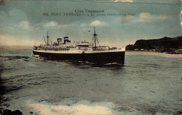 Postcard Port Vendres Pyrénées Orientales, port of Port Vendres with ship 'Le Goelea'