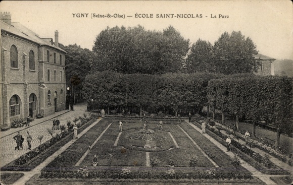 Ak Igny Essonne, Saint Nicolas Schule, Park
